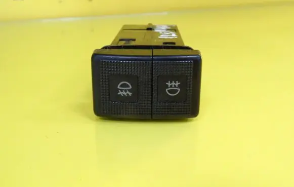 Mazda Premacy Fog light switch 