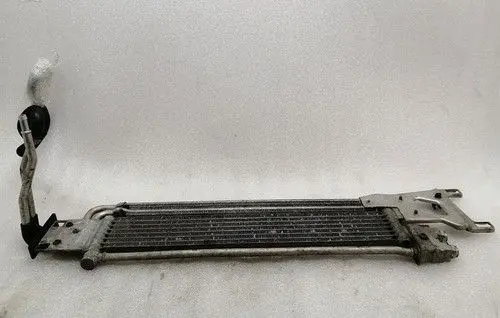 Mercedes-Benz C W204 Engine oil radiator A2045001001