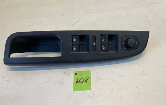 Volkswagen Golf V Electric window control switch 1K4868049B