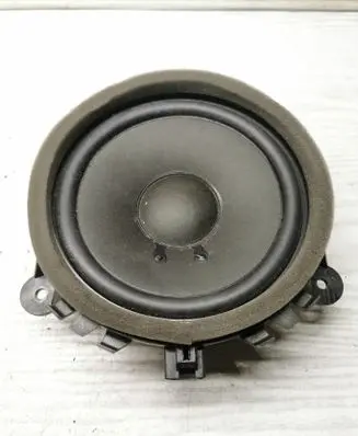 Volvo V70 Front door speaker 30657445 11W26