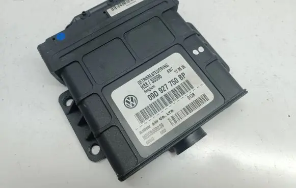 Volkswagen Touareg I Gearbox control unit/module 09D927750BP MBDB008239