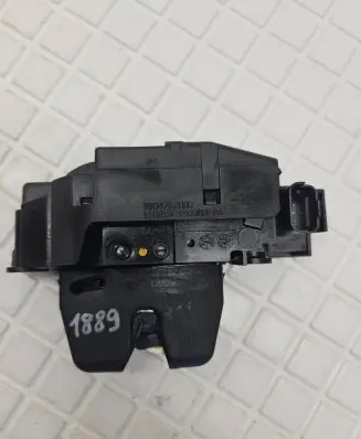 Peugeot 308 Tailgate lock latch 9804762080