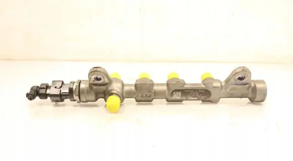 Opel Insignia A Fuel main line pipe 0445214221