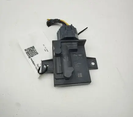 Jaguar XE Fuel injection pump control unit/module FK729D370AD