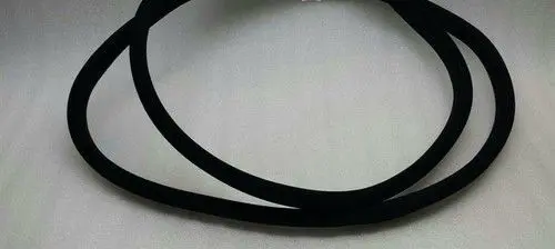 Mercedes-Benz C W204 Front door rubber seal A2046970951
