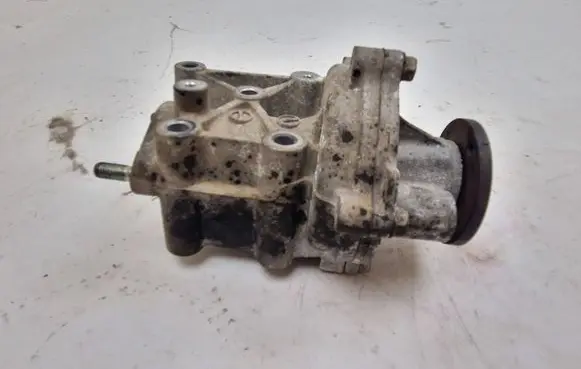 Mitsubishi Outlander Water pump 