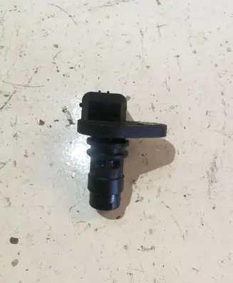 Volvo V70 Camshaft position sensor 30713370