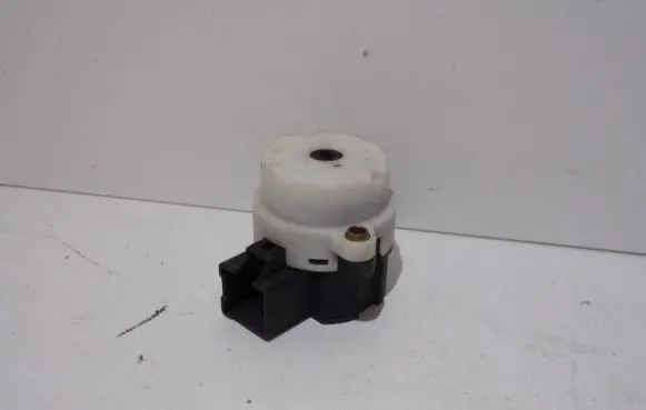 Volvo S60 Ignition lock contact 8645228