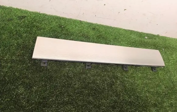 Land Rover Discovery 5 Panel trim BJ32045R61AB Q98ZA