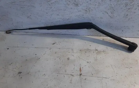 KIA Carnival Front wiper blade arm