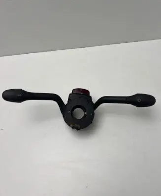 Volkswagen Golf III Indicator stalk 0C88002 9Z029