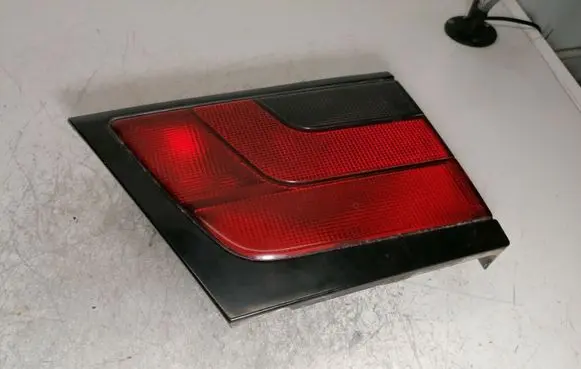 Peugeot 806 Tailgate rear/tail lights