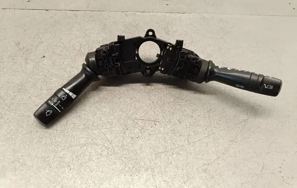 Hyundai i40 Indicator stalk 934103Z001 1408190204