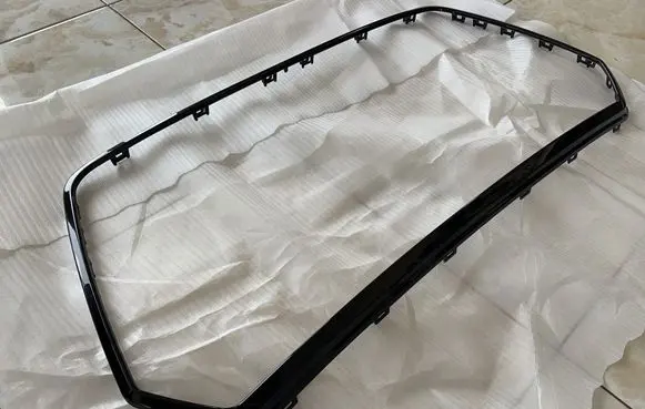 Audi A7 S7 4G Front bumper upper radiator grill 4G8853651J 4G8817715 4G8853651K