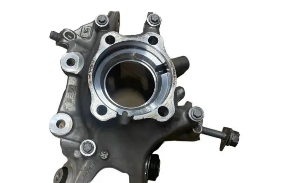 BMW 4 G22 G23 G24 G26 Rear wheel hub spindle/knuckle 6879525 33306879525