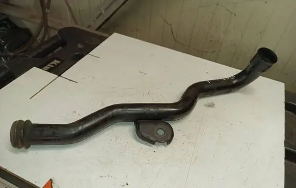 Renault Master II Engine coolant pipe/hose