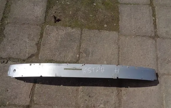 Opel Astra H Front bumper cross member 24460537 33604A