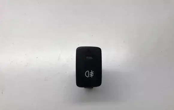 Fog light switch