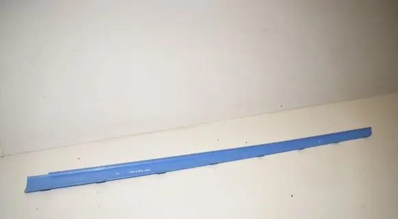 Sill/side skirt trim