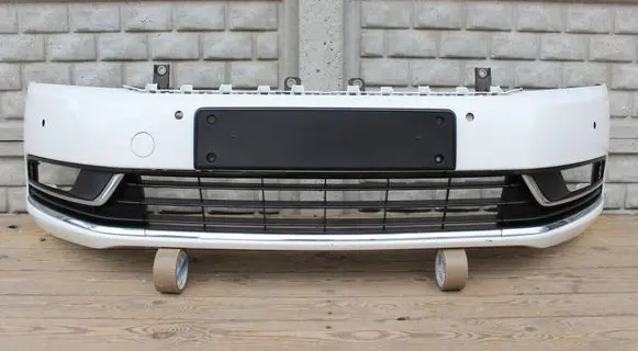 Volkswagen PASSAT B7 Front bumper 3AA807221
