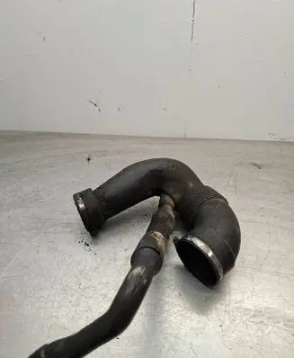 Intercooler hose/pipe