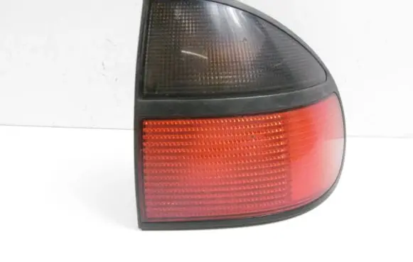 Renault Laguna I Rear/tail lights 7700820051
