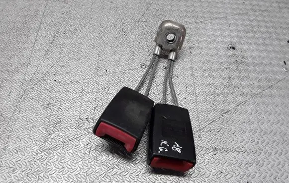 Audi A8 S8 D2 4D Rear seatbelt buckle 4D0857739H