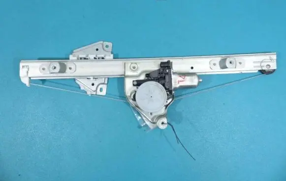 Suzuki Grand Vitara II Rear door window regulator with motor 83460-65J00 IMPRK903947