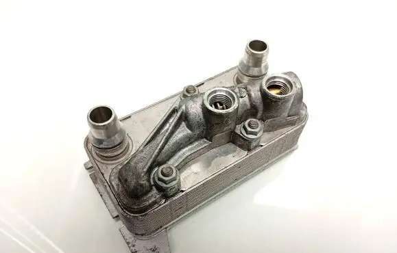 Mercedes-Benz C W205 Power steering radiator A0995001900