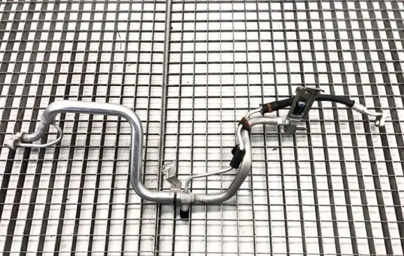Chevrolet Camaro Air conditioning (A/C) pipe/hose 