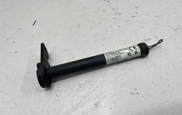 BMW 2 F46 Bonnet Pedestrian Airbag Actuator 7348856