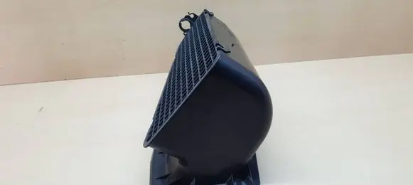 Porsche Macan (95B) Air intake duct part 8K1819904