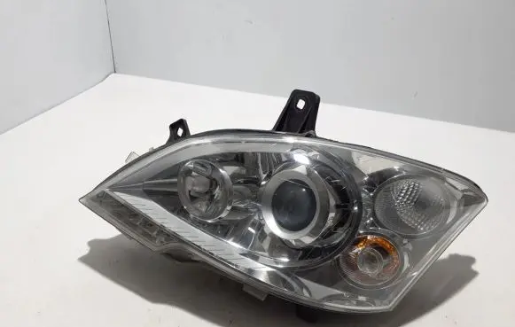 Mercedes-Benz Vito Viano W639 Headlight/headlamp A6398202861