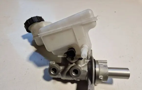 Ford Fiesta Master brake cylinder L1TC2K478A