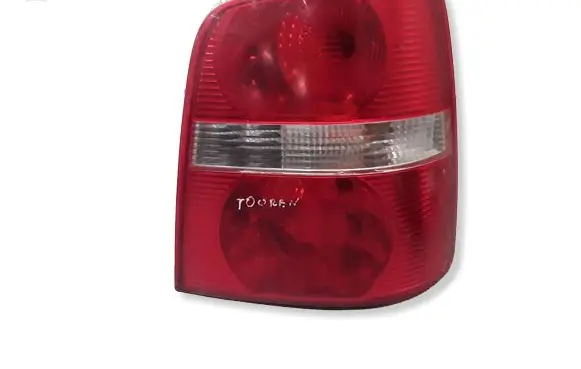 Volkswagen Touran I Rear/tail lights 1T0945096F