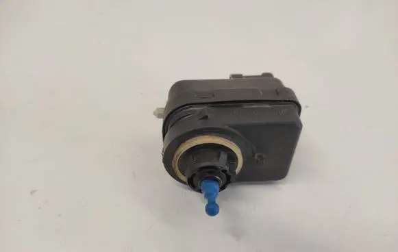 Renault Espace III Headlight level adjustment motor M7700415343131 7700415343131