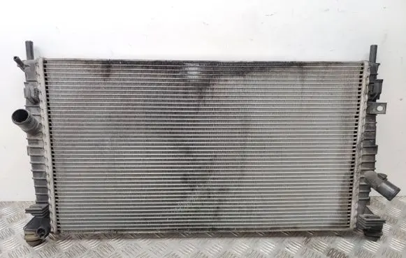 Coolant radiator