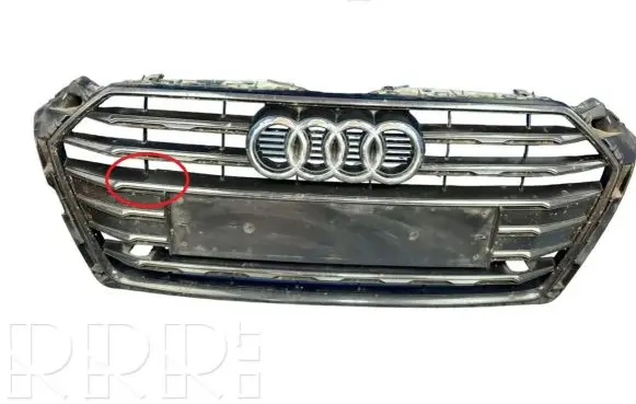 Audi A5 Front bumper upper radiator grill 8W6853651R