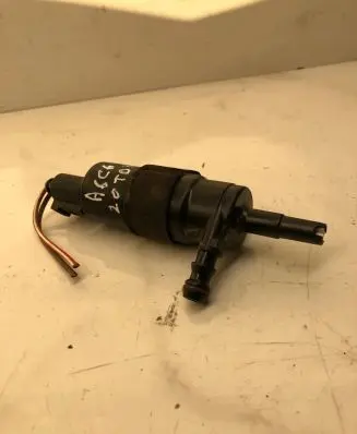 Audi A6 S6 C6 4F Headlight washer pump 3B7955681 001016V