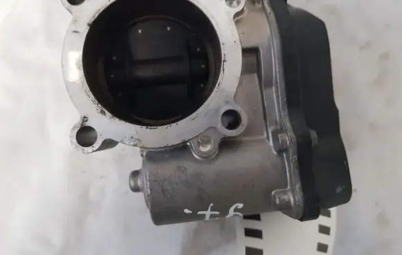 Volkswagen Caddy Throttle valve A2C53030936 03C133062C