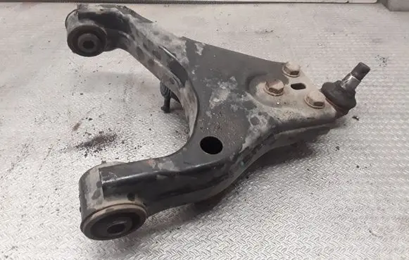 KIA Sorento Front lower control arm/wishbone