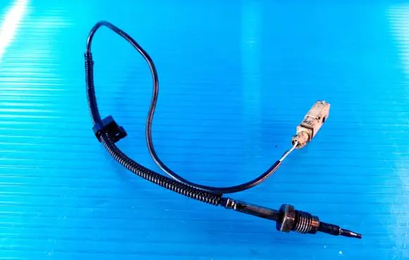 Audi A6 Allroad C7 Exhaust gas temperature sensor 4M0906088AB 277917242