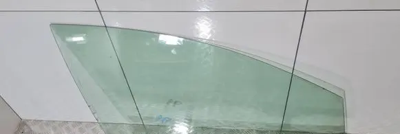 Nissan Murano Z51 Front door window glass four-door