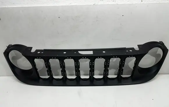 Jeep Renegade Front bumper upper radiator grill