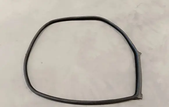 BMW 6 F06 Gran coupe Rubber seal rear door 7275315
