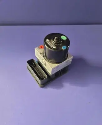Ford Kuga I ABS Pump 9V412C405CA 10096001333 10020603984