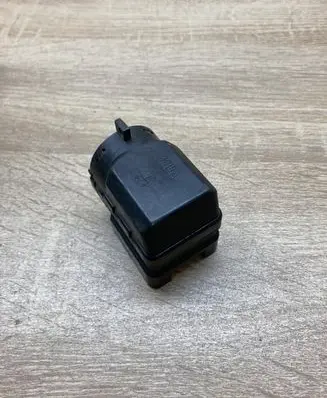 BMW 3 E46 Ignition lock contact 6901961