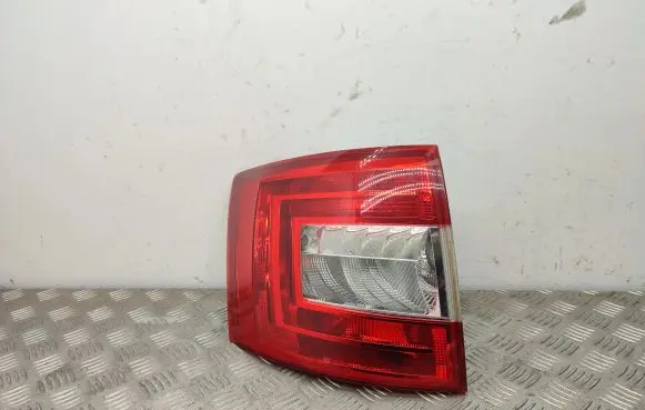 Skoda Octavia Mk3 (5E) Rear/tail lights 5E9945095