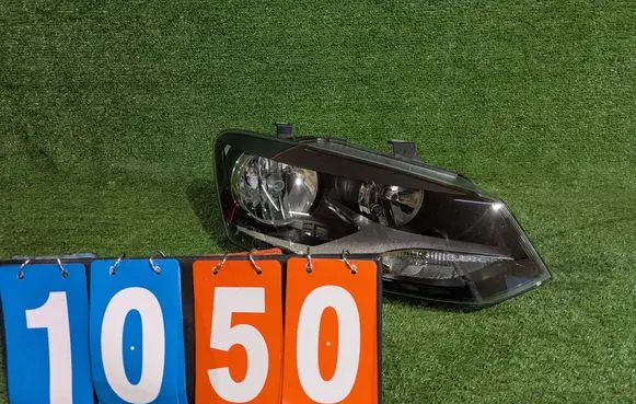 Volkswagen Polo V 6R Headlight/headlamp 