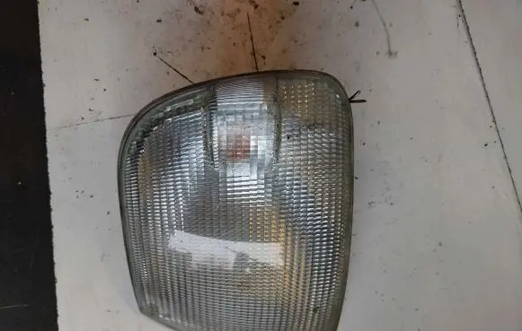 Front indicator light